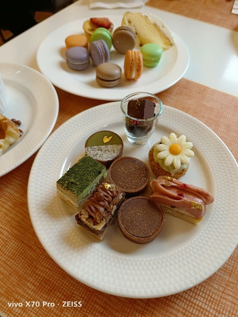 【台北吃到飽】美福彩匯午餐19訪，金卡會員買一送一