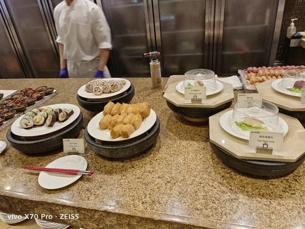 【台北吃到飽】美福彩匯午餐19訪，金卡會員買一送一