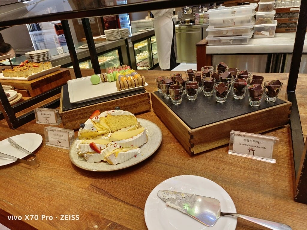 【台北吃到飽】美福彩匯午餐19訪，金卡會員買一送一