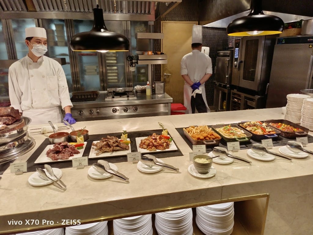 【台北吃到飽】美福彩匯午餐19訪，金卡會員買一送一