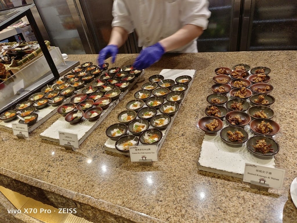 【台北吃到飽】美福彩匯午餐19訪，金卡會員買一送一