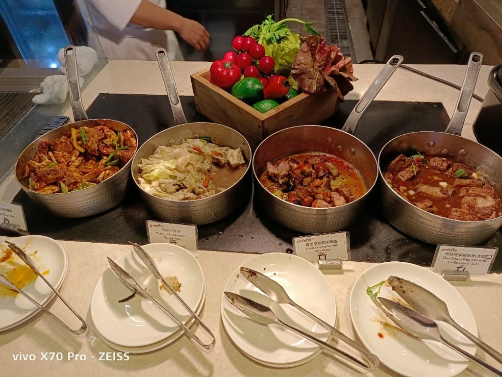 【台北吃到飽】美福彩匯午餐19訪，金卡會員買一送一