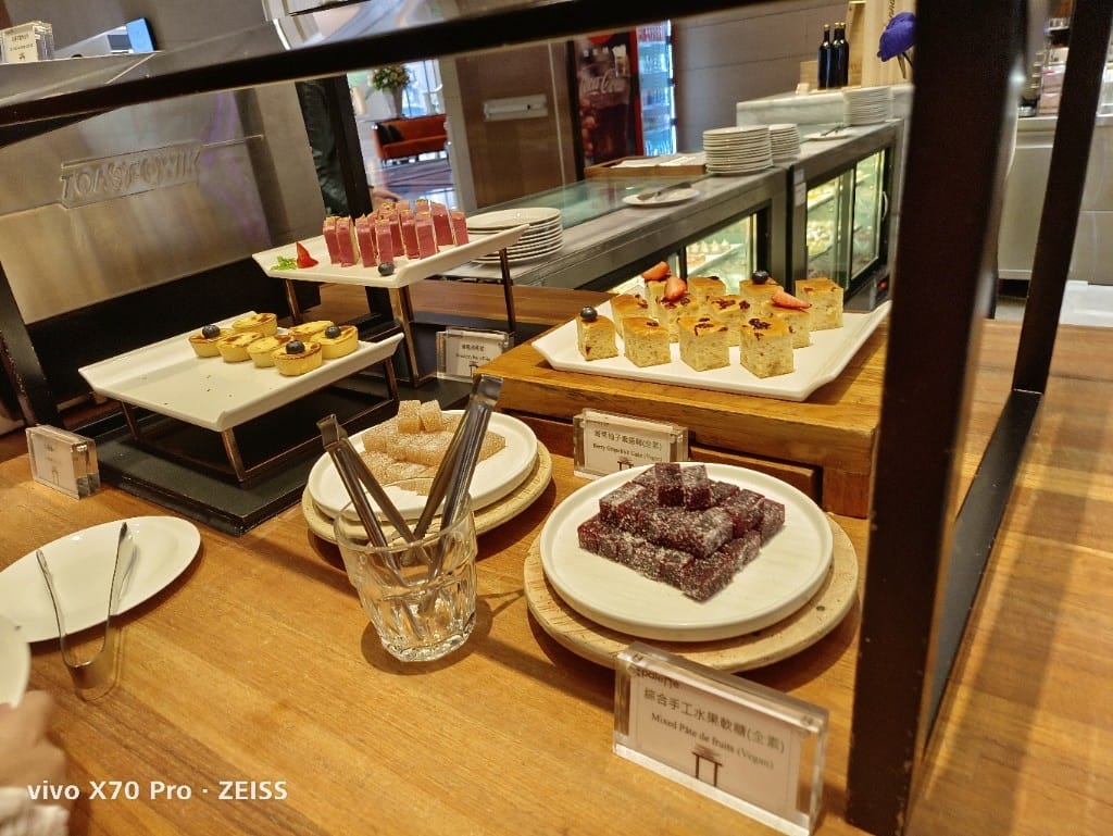 【台北吃到飽】美福彩匯午餐19訪，金卡會員買一送一