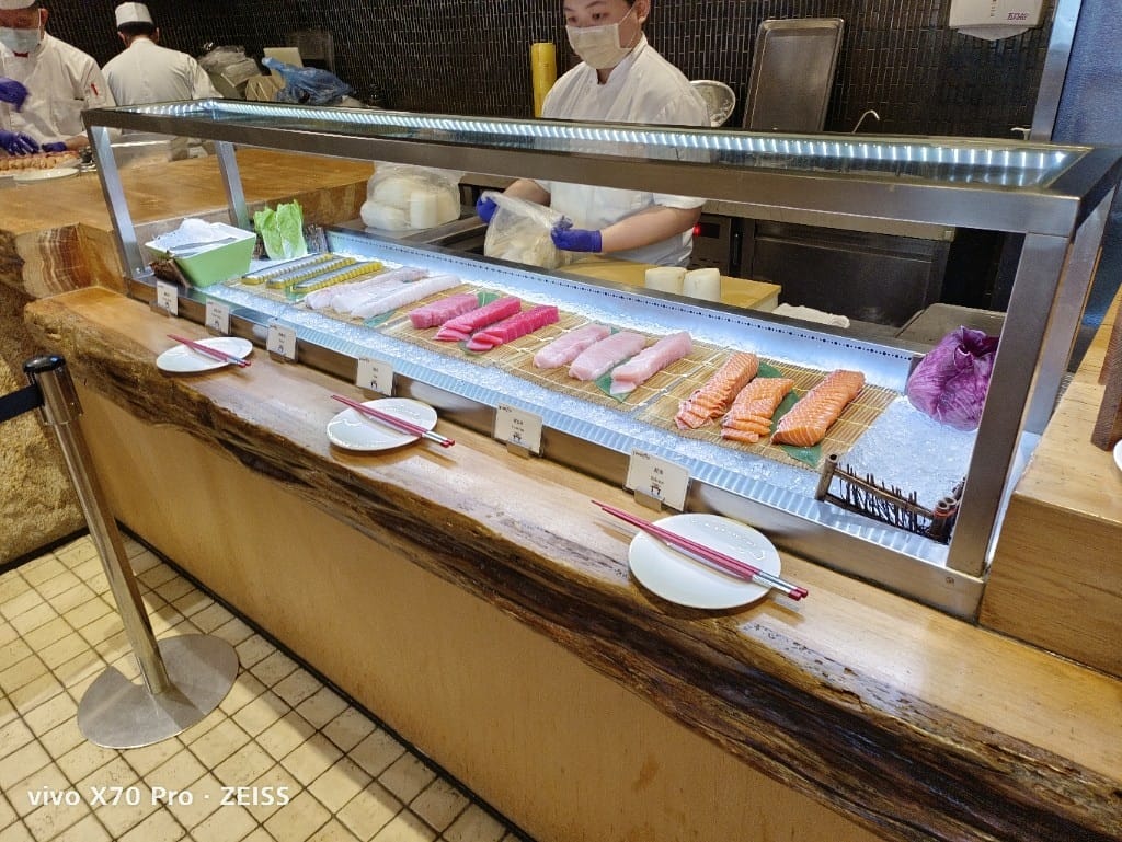 【台北吃到飽】美福彩匯午餐19訪，金卡會員買一送一