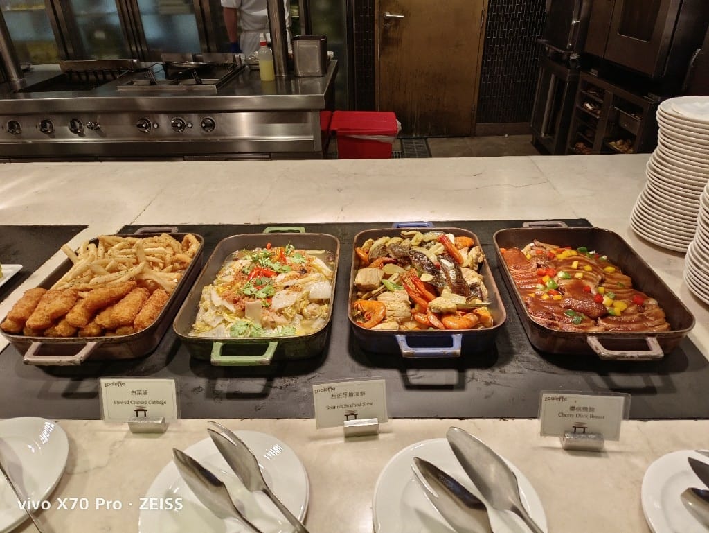【台北吃到飽】美福彩匯午餐19訪，金卡會員買一送一