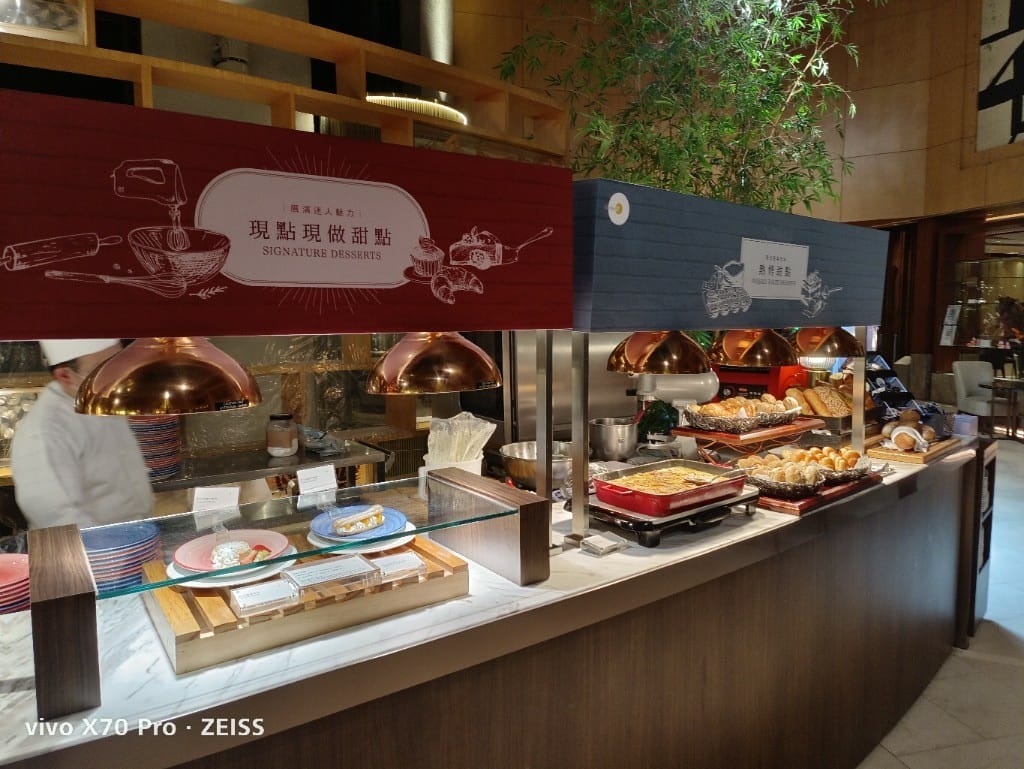 【台北吃到飽】喜來登12廚晚餐12訪，升級後的餐枱值得期待！