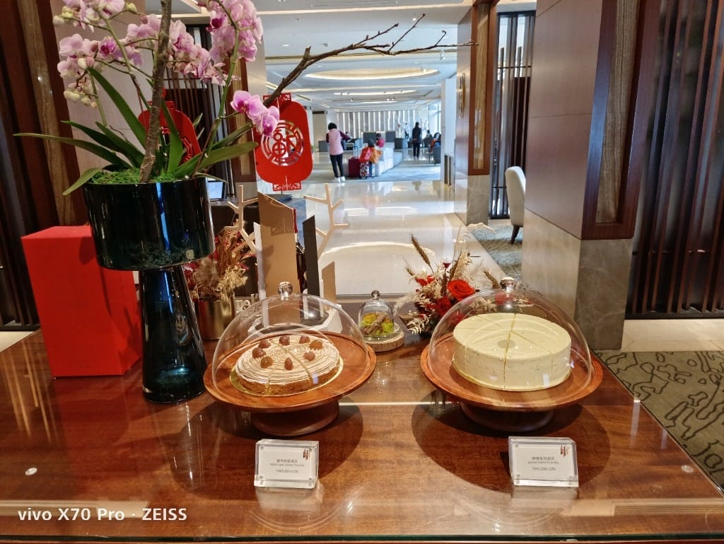 【台北美食】台北喜來登大飯店大廳酒吧THELOUNGE，平日也是高朋滿座的神奇酒吧！