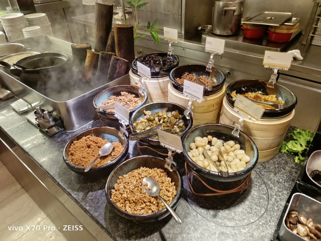 【台北吃到飽】喜來登12廚早餐13訪，早餐的靈魂歐姆蛋回來了！！