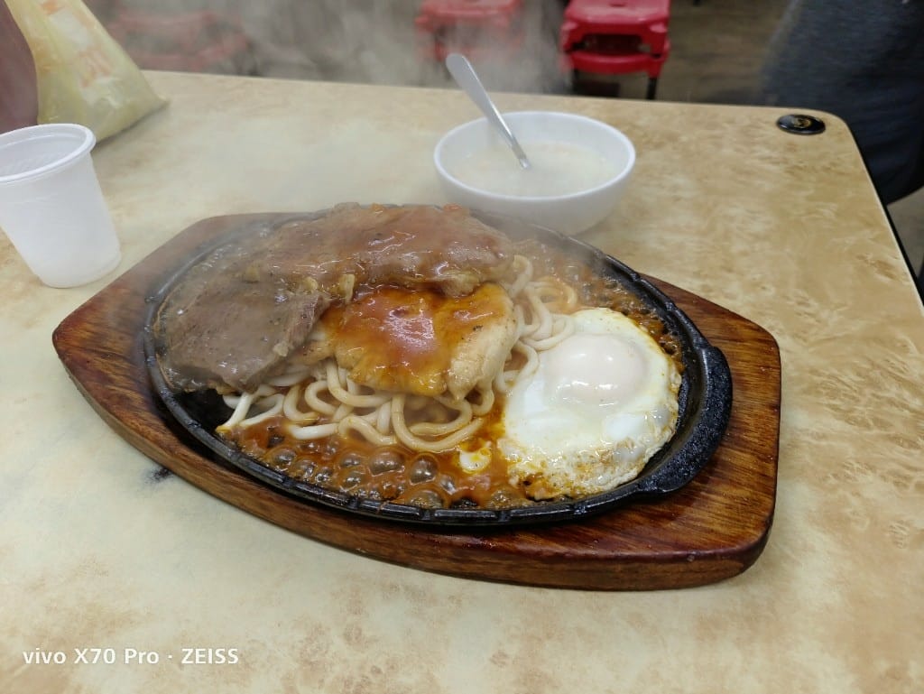 【桃園夜市美食】阿士多牛排、ㄉㄨㄞㄉㄨㄞ地瓜球、頭頓煎蝦餅、好記東山鴨頭 - 第26張圖 【桃園夜市美食】阿士多牛排、ㄉㄨㄞㄉㄨㄞ地瓜球、頭頓煎蝦餅、好記東山鴨頭