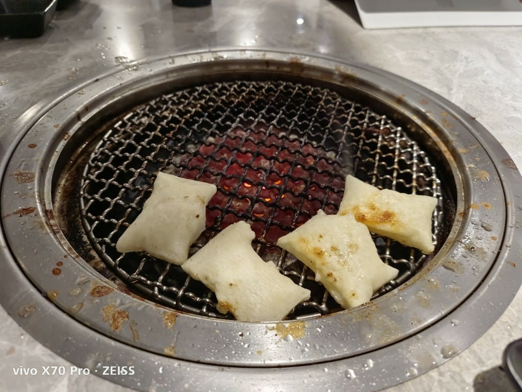 【桃園吃到飽】吃肉肉燒き肉専門店，和牛和剝好殼的好吃懶人蝦自由囉！