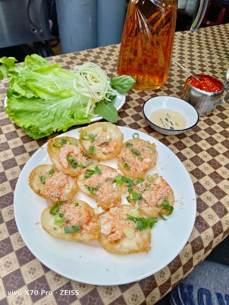 【桃園夜市美食】阿士多牛排、ㄉㄨㄞㄉㄨㄞ地瓜球、頭頓煎蝦餅、好記東山鴨頭 - 第8張圖 【桃園夜市美食】阿士多牛排、ㄉㄨㄞㄉㄨㄞ地瓜球、頭頓煎蝦餅、好記東山鴨頭