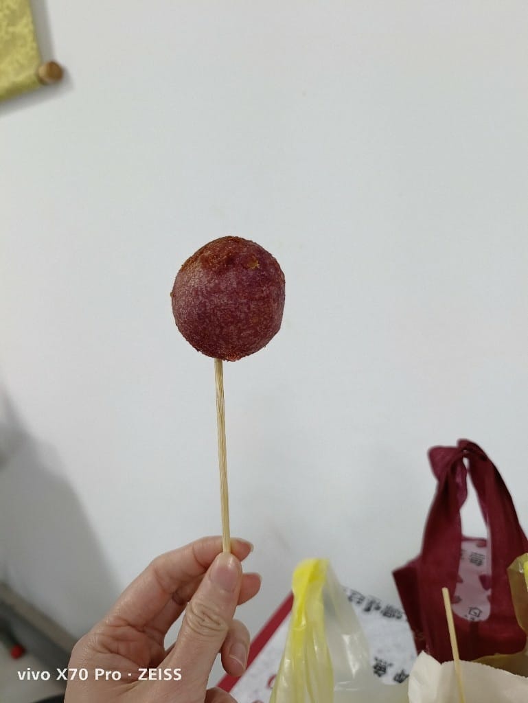 【桃園夜市美食】阿士多牛排、ㄉㄨㄞㄉㄨㄞ地瓜球、頭頓煎蝦餅、好記東山鴨頭 - 第14張圖 【桃園夜市美食】阿士多牛排、ㄉㄨㄞㄉㄨㄞ地瓜球、頭頓煎蝦餅、好記東山鴨頭