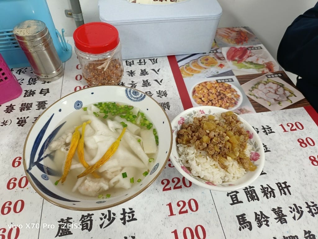 【桃園夜市美食】阿士多牛排、ㄉㄨㄞㄉㄨㄞ地瓜球、頭頓煎蝦餅、好記東山鴨頭 - 第21張圖 【桃園夜市美食】阿士多牛排、ㄉㄨㄞㄉㄨㄞ地瓜球、頭頓煎蝦餅、好記東山鴨頭