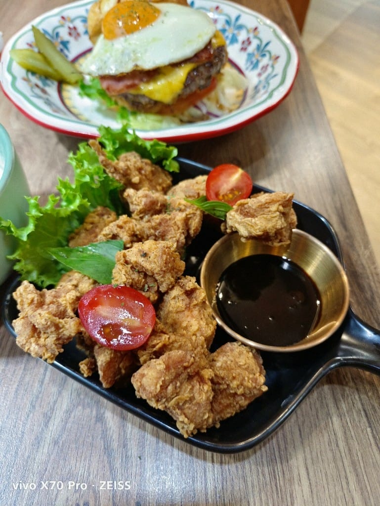 【板橋美食】蓋子美式餐廳，怎麼會美味到還沒吃完就在想下次要吃什麼😆