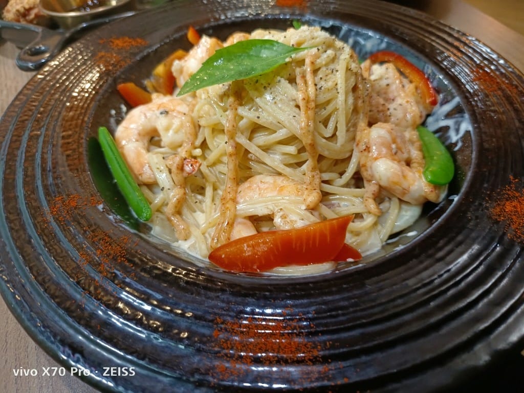 【板橋美食】蓋子美式餐廳，怎麼會美味到還沒吃完就在想下次要吃什麼😆