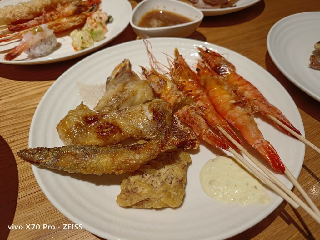 【板橋吃到飽】饗食天堂21訪板橋店，平日晚餐買一送一