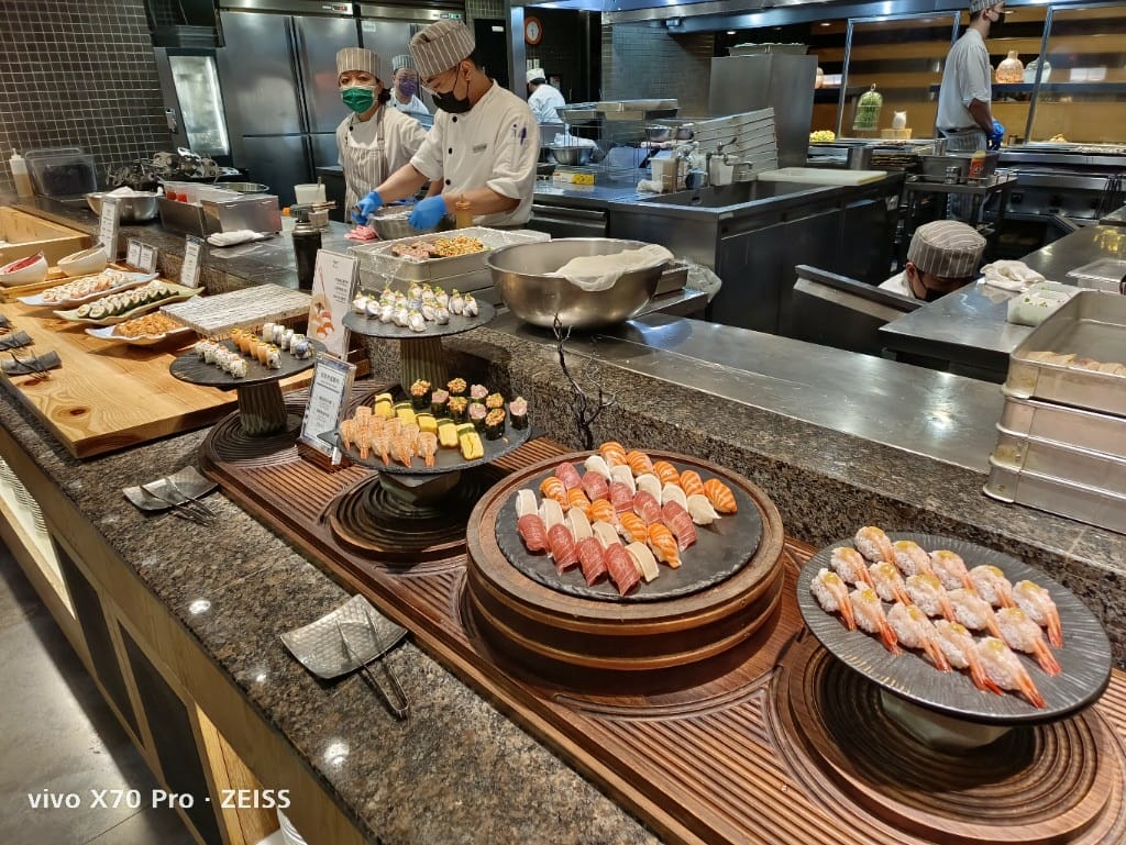 【板橋吃到飽】饗食天堂21訪板橋店，平日晚餐買一送一