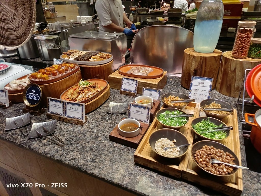 【板橋吃到飽】饗食天堂21訪板橋店，平日晚餐買一送一