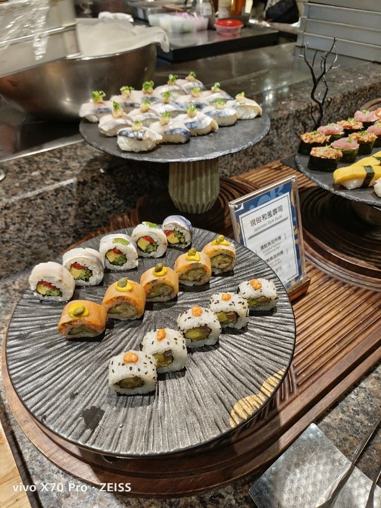【板橋吃到飽】饗食天堂21訪板橋店，平日晚餐買一送一