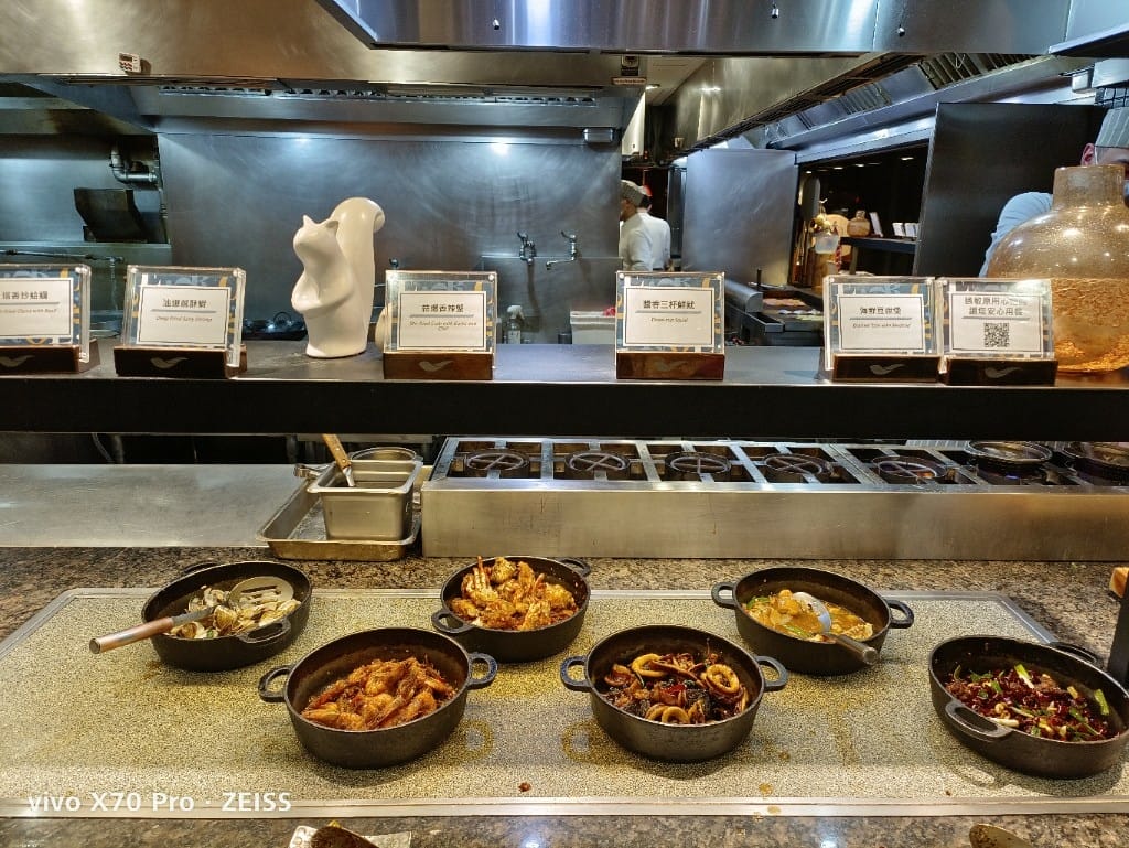 【板橋吃到飽】饗食天堂21訪板橋店，平日晚餐買一送一