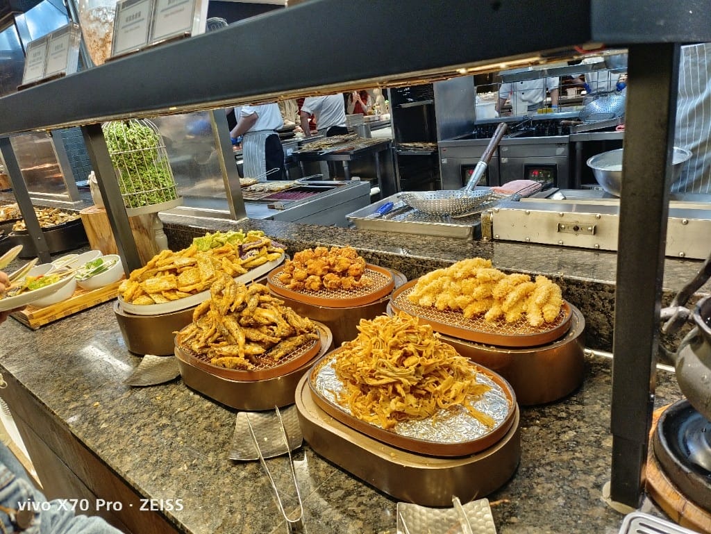 【板橋吃到飽】饗食天堂21訪板橋店，平日晚餐買一送一