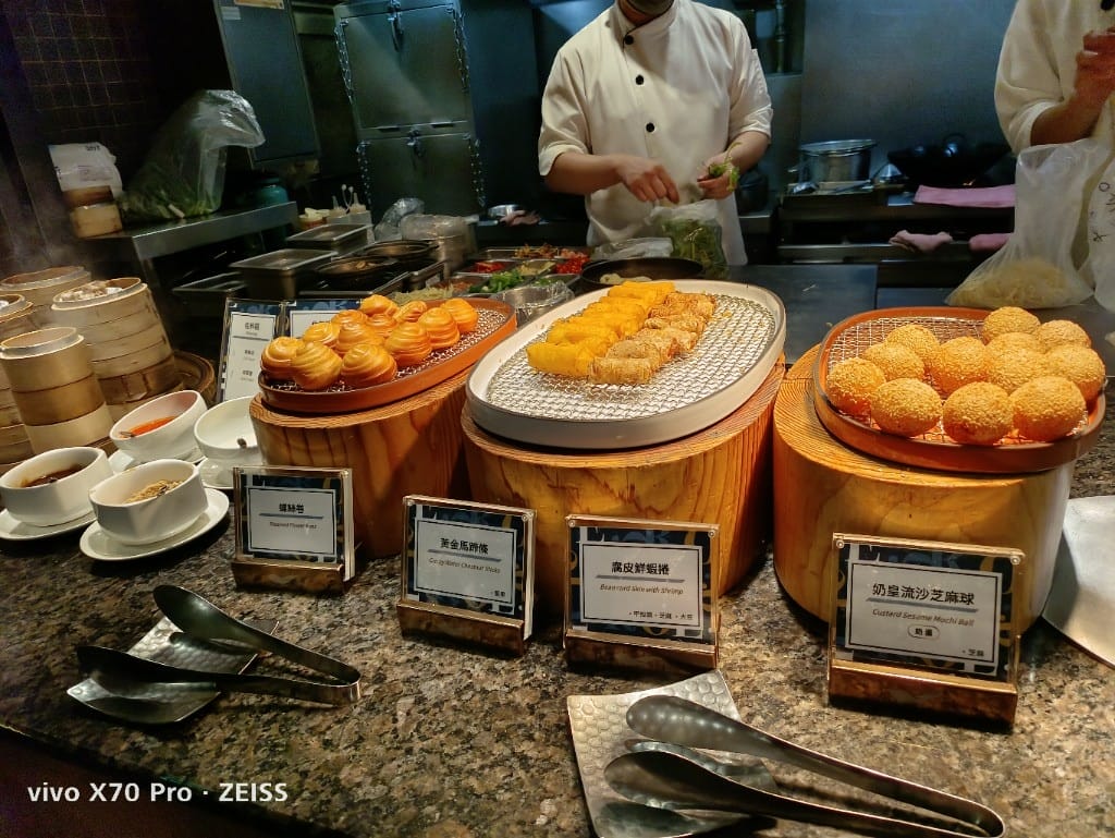 【板橋吃到飽】饗食天堂21訪板橋店，平日晚餐買一送一