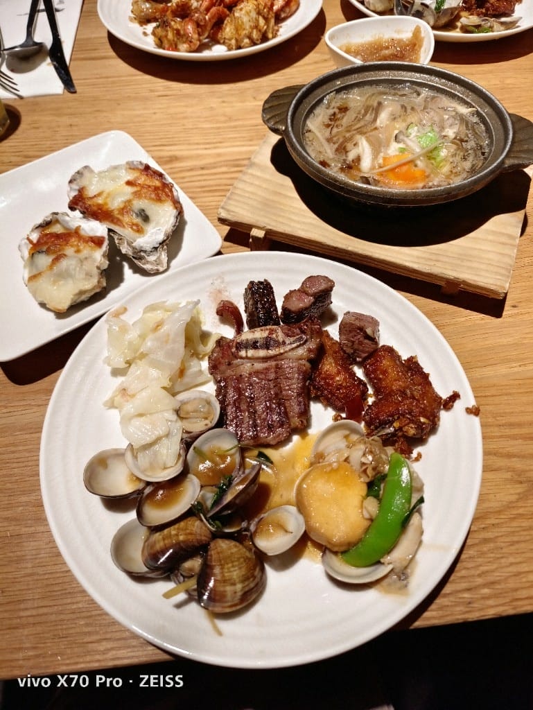 【板橋吃到飽】饗食天堂21訪板橋店，平日晚餐買一送一