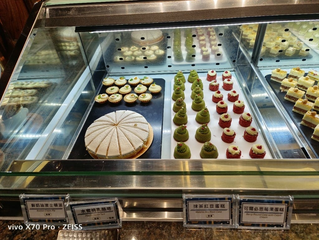 【板橋吃到飽】饗食天堂21訪板橋店，平日晚餐買一送一