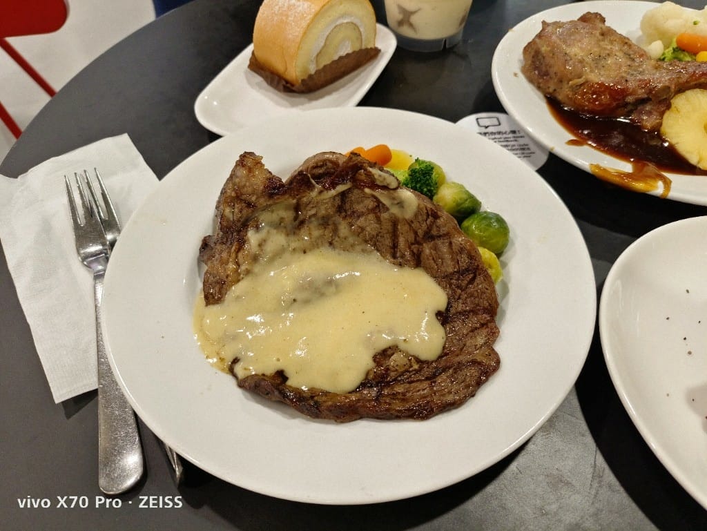 【新莊美食】IKEA 瑞典餐廳 新莊店主餐買一送一