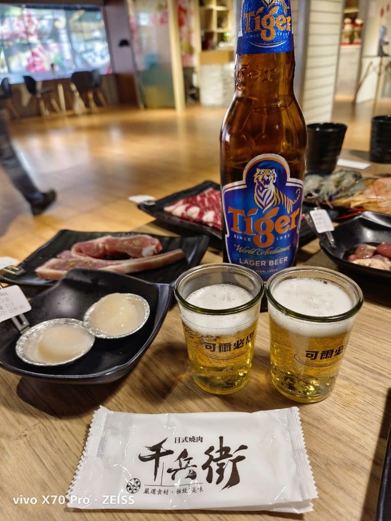 【中和吃到飽】千兵衛燒肉鍋物中和店，生食級干貝自由！！！