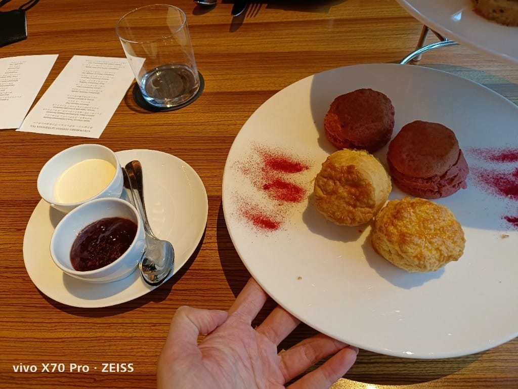 【東京美食】東京艾迪遜虎之門酒店，三層式下午茶配上絕佳東京鐵塔View