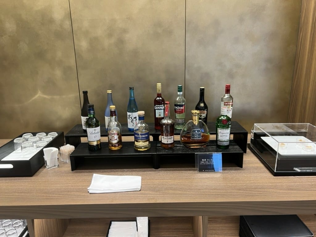 【日本吃到飽】日航頭等艙貴賓室，握壽司&清酒自由❤️