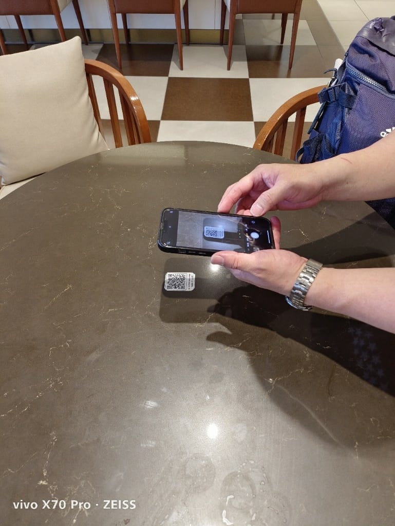 【日本吃到飽】日航頭等艙貴賓室，握壽司&清酒自由❤️