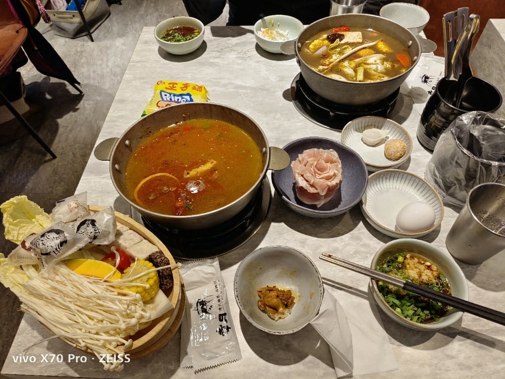 【新莊吃到飽】幸月港式雞煲，新莊最新港式火鍋吃到飽😸2訪