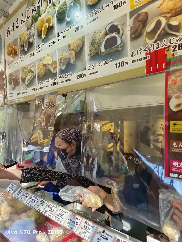 【日本東京旅遊&美食】淺草雷門、仲見世通商店街美食