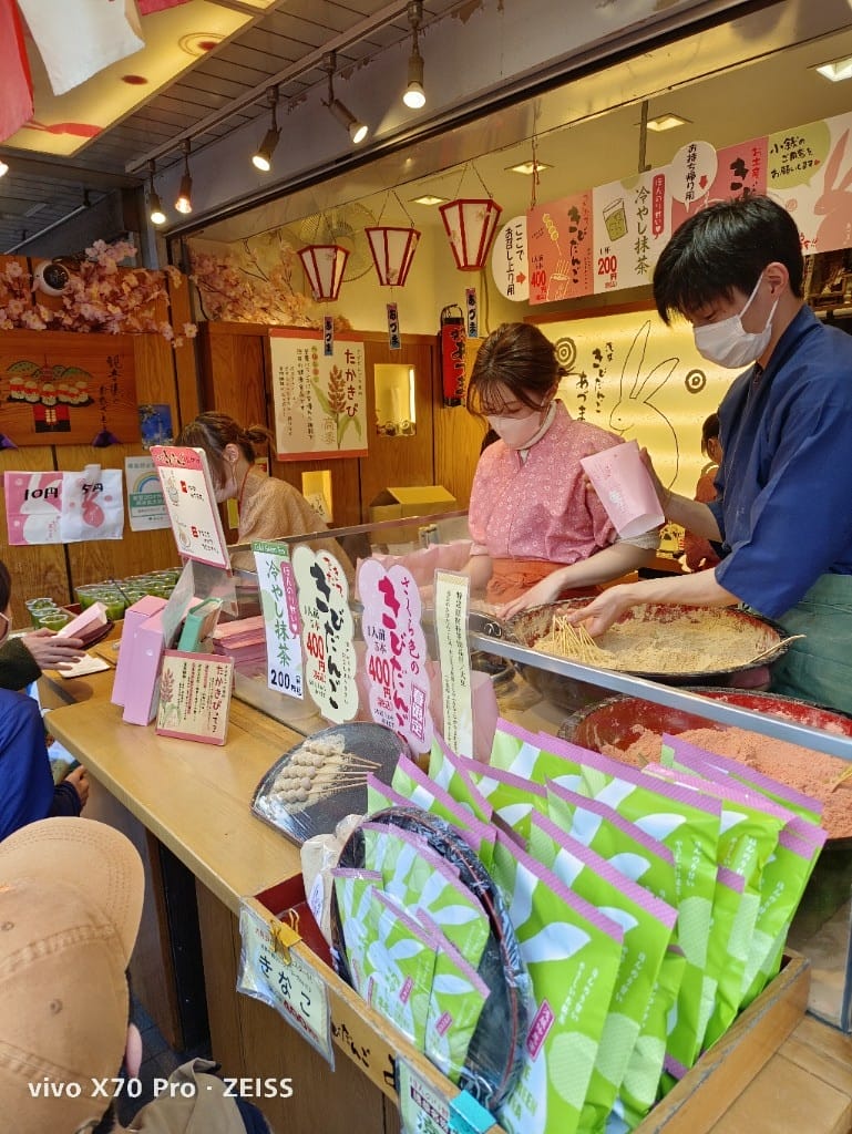 【日本東京旅遊&美食】淺草雷門、仲見世通商店街美食