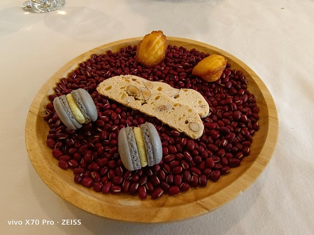 【台中美食】中山招待所，連續三年米其林餐盤推廌