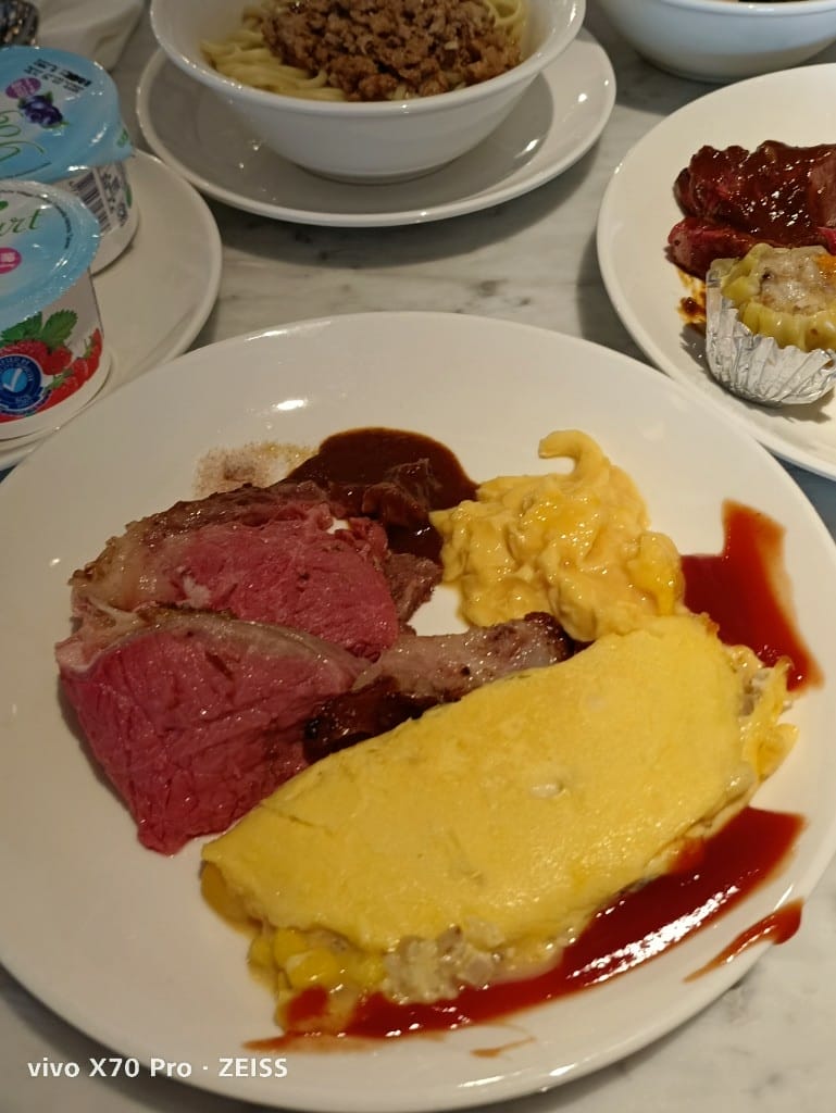 【台中吃到飽】李方艾美酒店，新食譜全日餐廳LatestRecipe早餐