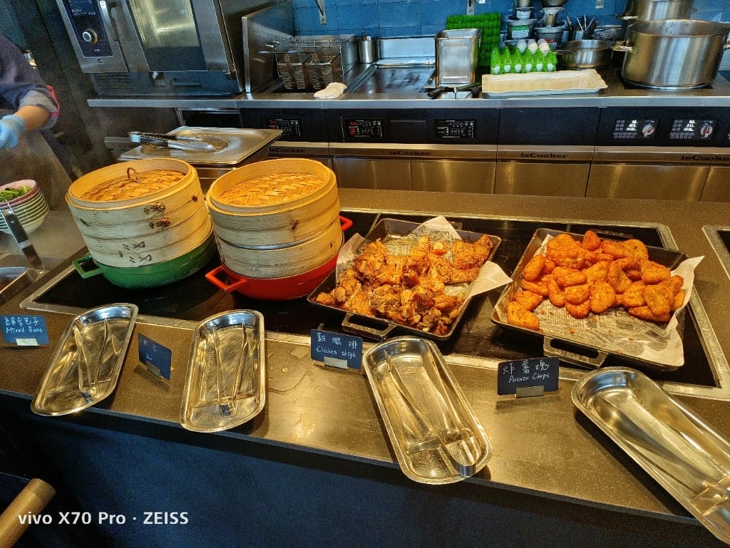 【台南美食】 台南雅樂軒早餐2訪,環境優美的早餐百匯 - 第10張圖 【台南美食】 台南雅樂軒早餐2訪,環境優美的早餐百匯
