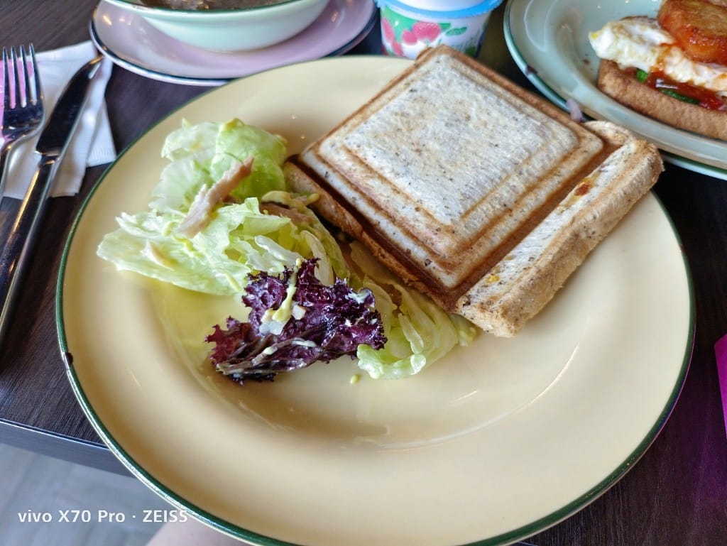 【台南美食】 台南雅樂軒早餐2訪,環境優美的早餐百匯 - 第20張圖 【台南美食】 台南雅樂軒早餐2訪,環境優美的早餐百匯