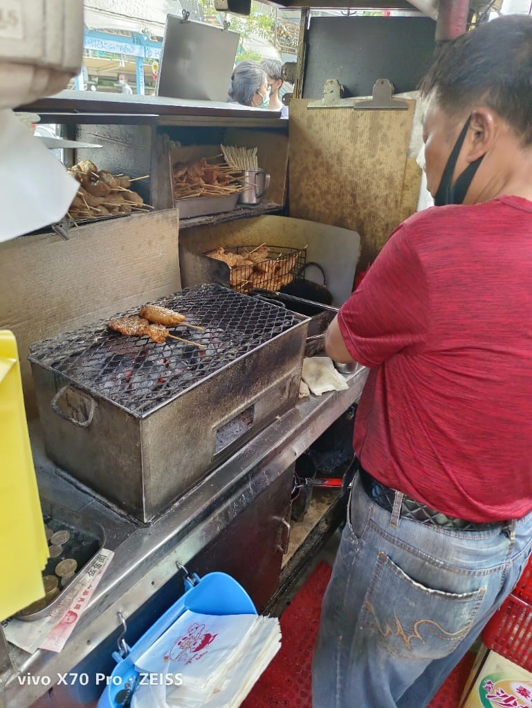 【台南美食】中西區小吃美食,集品蝦仁飯、保安路米糕、黃家白糖粿、鄭記蔥肉餅、富勝號碗粿、金得春捲 - 第51張圖 【台南美食】中西區小吃美食,集品蝦仁飯、保安路米糕、黃家白糖粿、鄭記蔥肉餅、富勝號碗粿、金得春捲