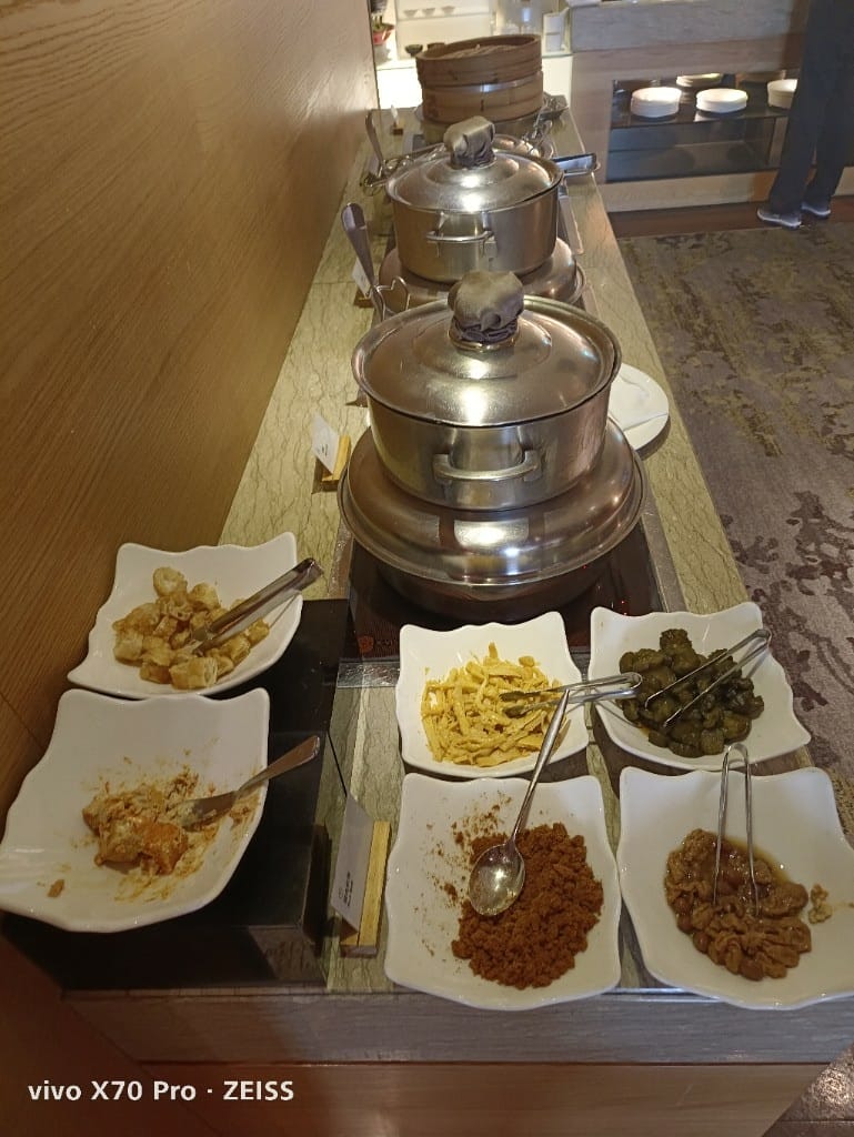 【台北吃到飽】喜來登12廚早餐14訪，還順吃了酒廊早餐！！
