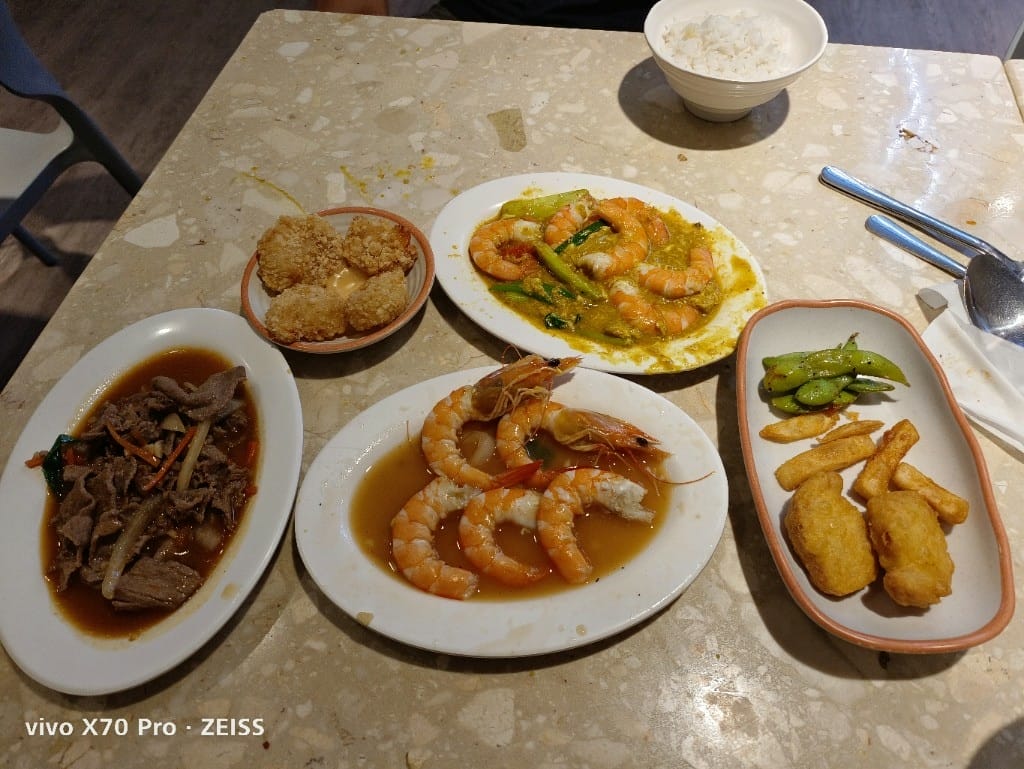 【台北吃到飽】汰汰泰式熱炒慶城店，不到$600的泰式吃到飽
