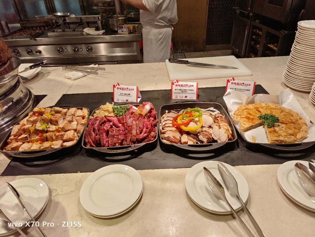 【台北吃到飽】美福彩匯午餐20訪，楓味獨具美食節，金卡會員買一送一