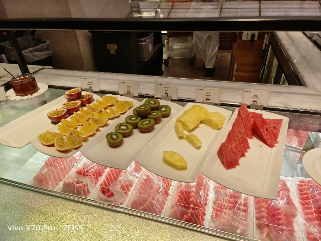 【台北吃到飽】美福彩匯午餐20訪，楓味獨具美食節，金卡會員買一送一