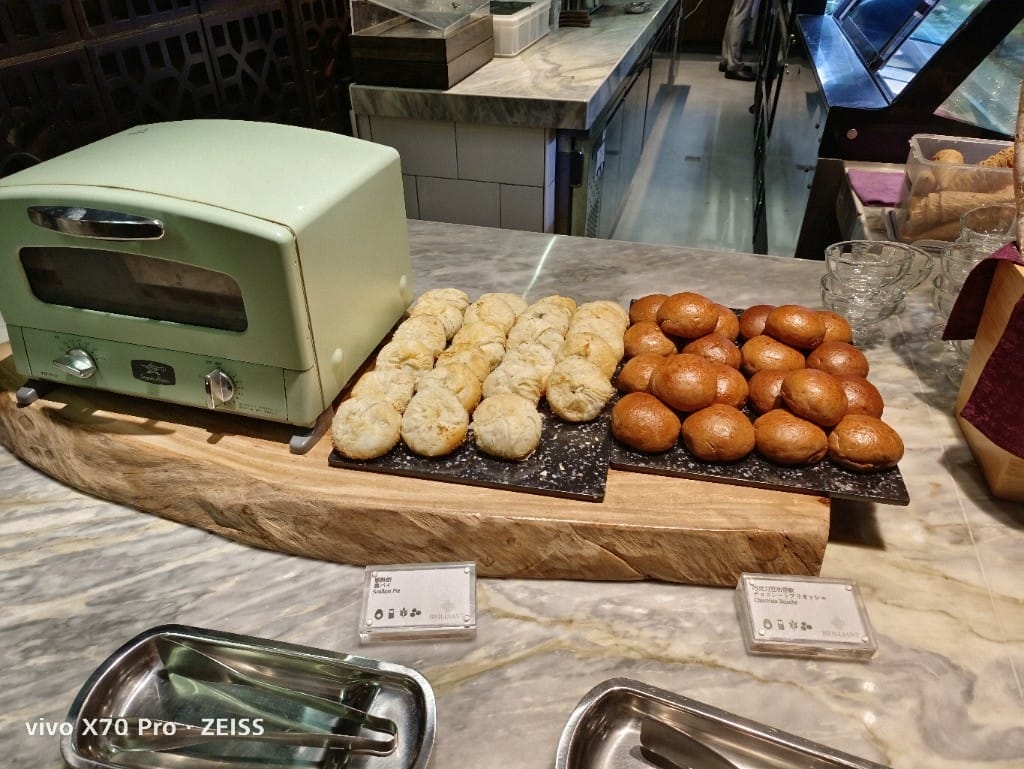【台北吃到飽】JR東日本大飯店，鉑麗安全日餐廳買一送一！
