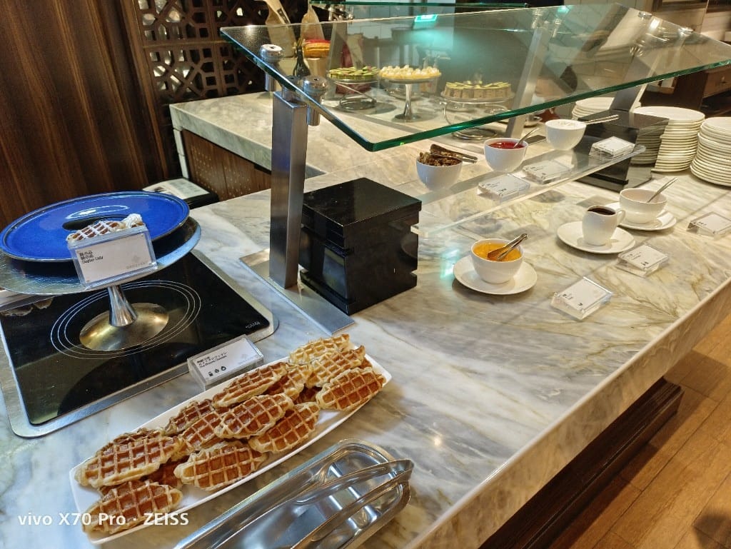 【台北吃到飽】JR東日本大飯店，鉑麗安全日餐廳買一送一！