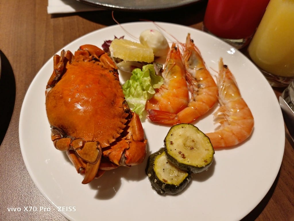 【台北吃到飽】JR東日本大飯店，鉑麗安全日餐廳買一送一！