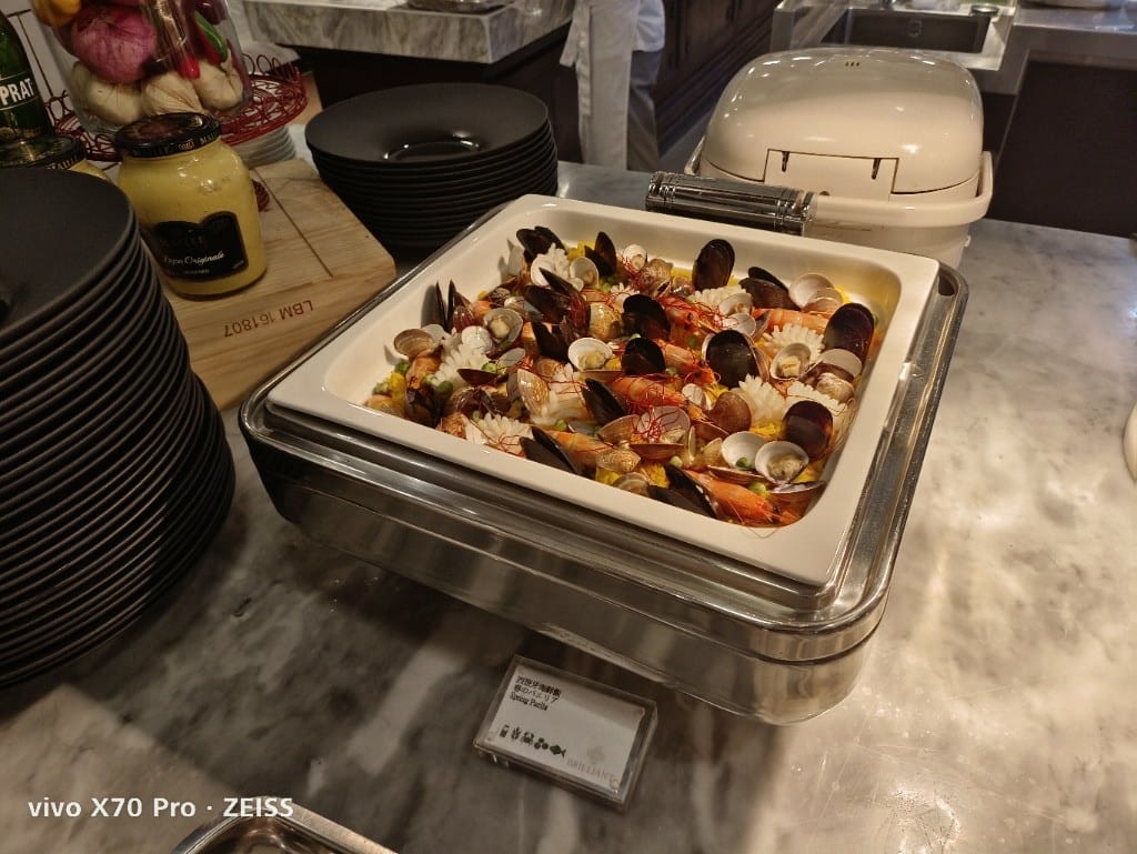 【台北吃到飽】JR東日本大飯店，鉑麗安全日餐廳買一送一！
