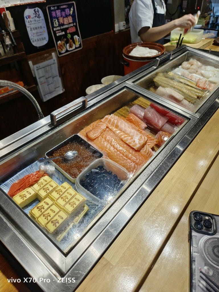 【新莊美食】 屋台一休,新莊在地平價美味日料吃過馬上再訪💯 - 第16張圖 【新莊美食】 屋台一休,新莊在地平價美味日料吃過馬上再訪💯